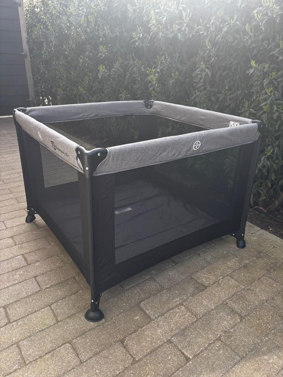 Box/campingbed titanium baby smart mason