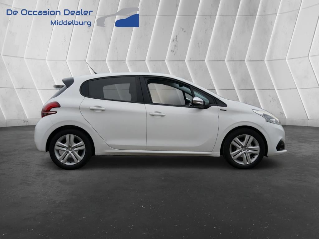 Peugeot 208 1.2 puretech signature rijklaar incl garantie