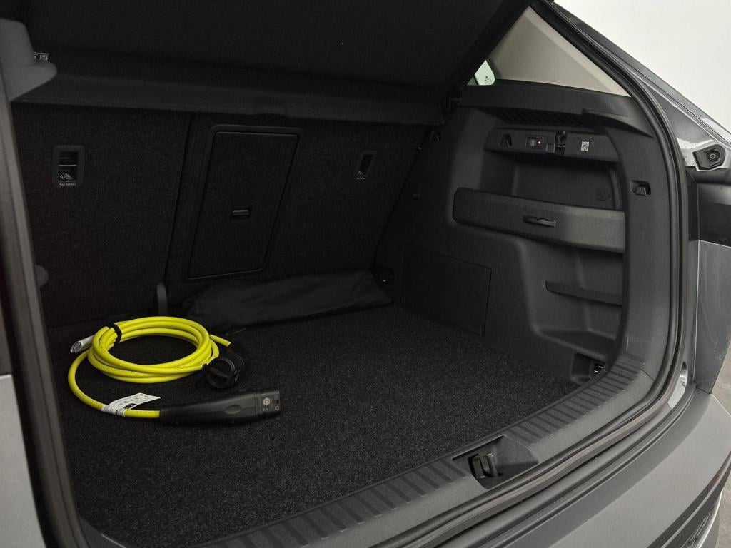 Skoda Elroq business edition tour elektromotor 150 kw / 204 pk