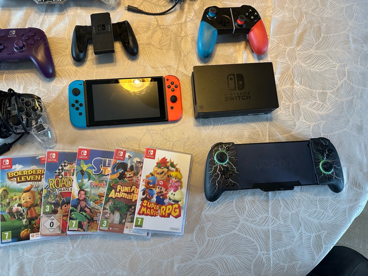 Nintendo Switch met 6 Spellen en veel extra’s