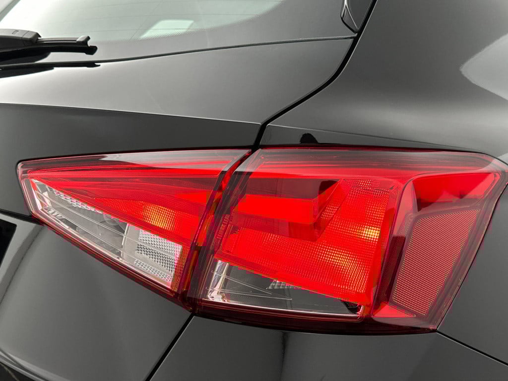 Seat Arona style 1.0 85 kw / 115 pk ecotsi suv 7 versn. dsg
