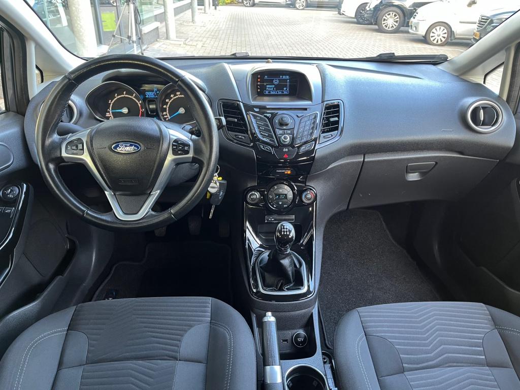 Ford Fiesta 1.0 ecoboost titanium|rijklaar