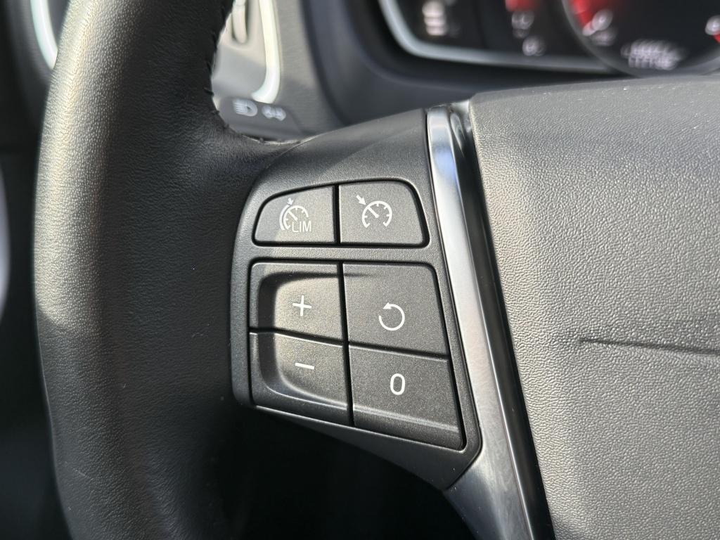 Volvo V40 cross country t3 153pk aut6 polar+ luxury| panodak| camera| leder