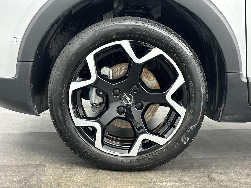 Opel Crossland X 1.2 turbo ultimate | alcantara agr | apple carplay&android