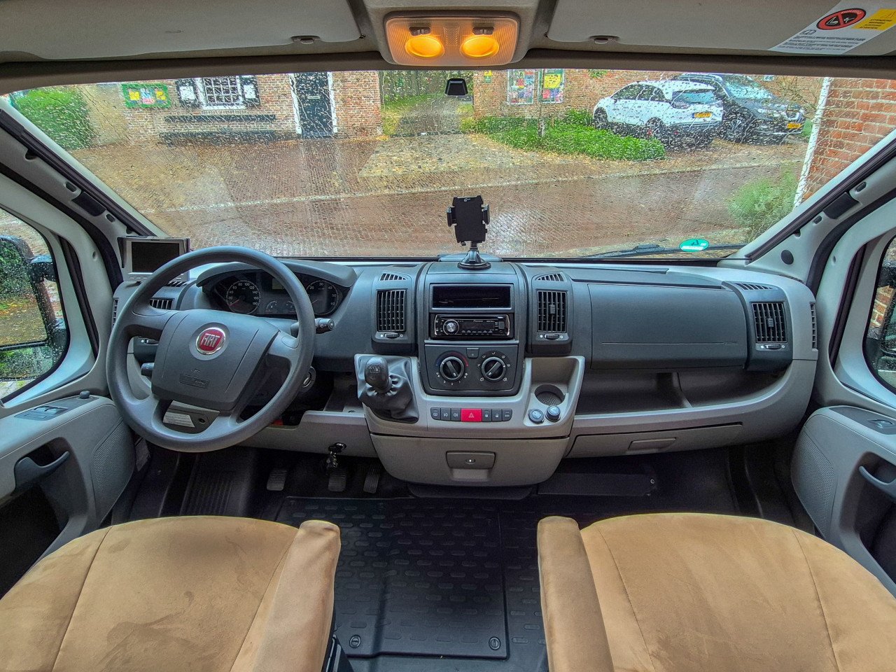 HymerCar 322 Sportline buscamper