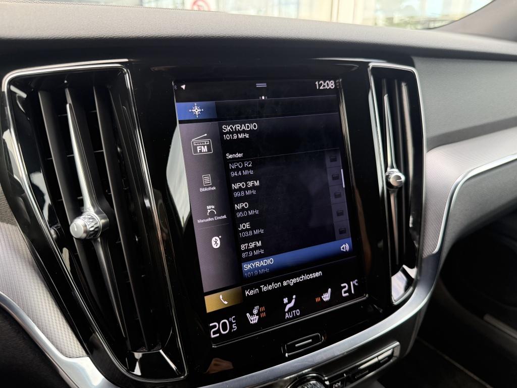 Volvo V60 t6 340pk recharge r-design| adap.cruise| camera| h&k sound| keyl