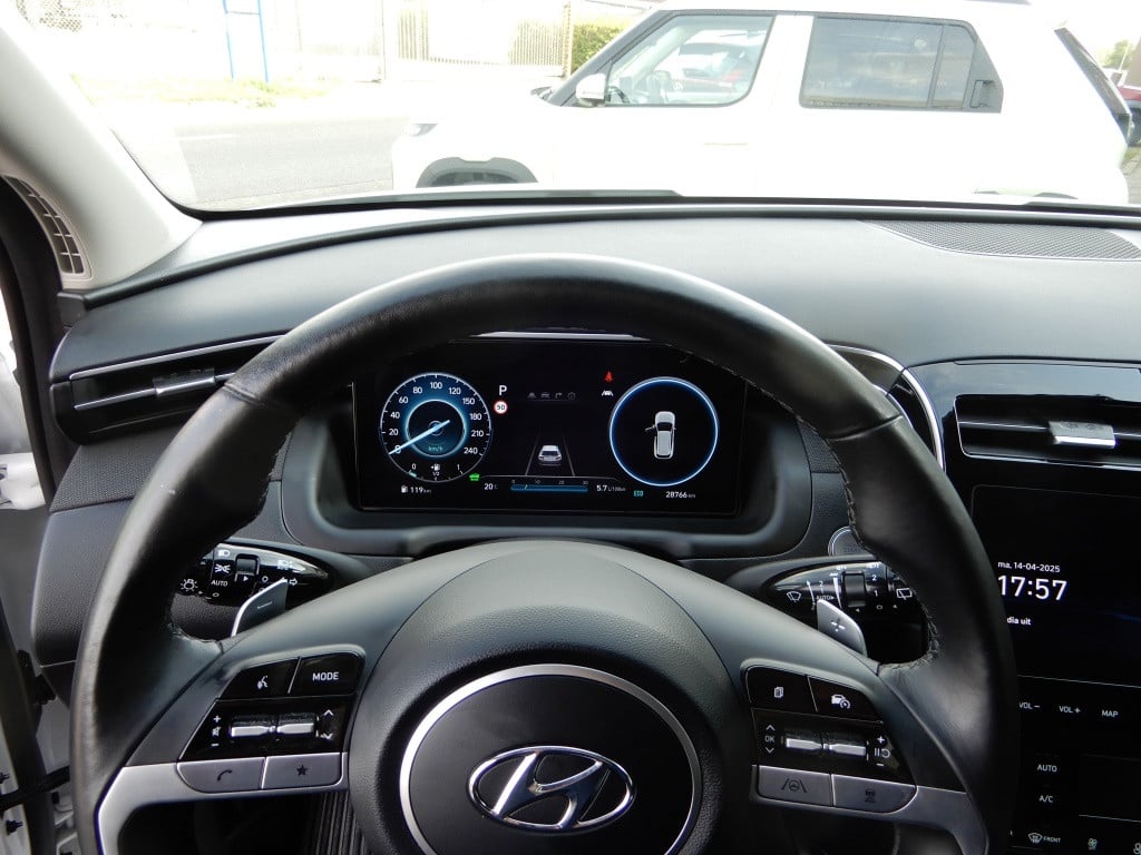 Hyundai Tucson Hybrid 1.6 t-gdi hev comfort smart | trekhaak 1650kg! | elek