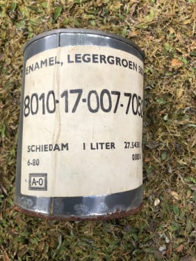 1 liter blik leger verf zie de foto’s.