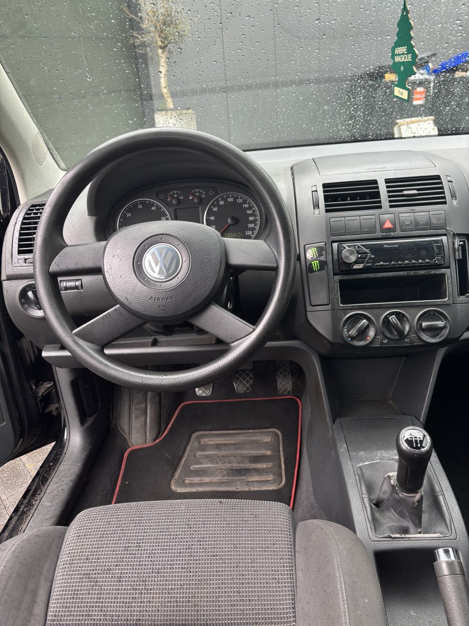 Volkswagen Polo 1.2 47 KW 2003 Zwart