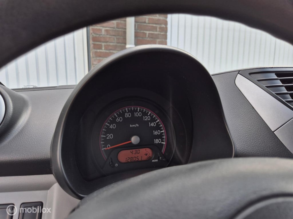 Nissan Pixo 1.0 acenta / origineel nederlands / 2e eigenaar / airco