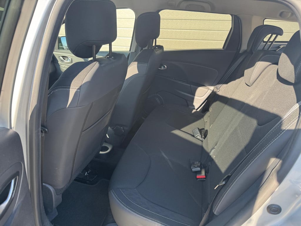 Renault Clio estate 0.9 tce limited