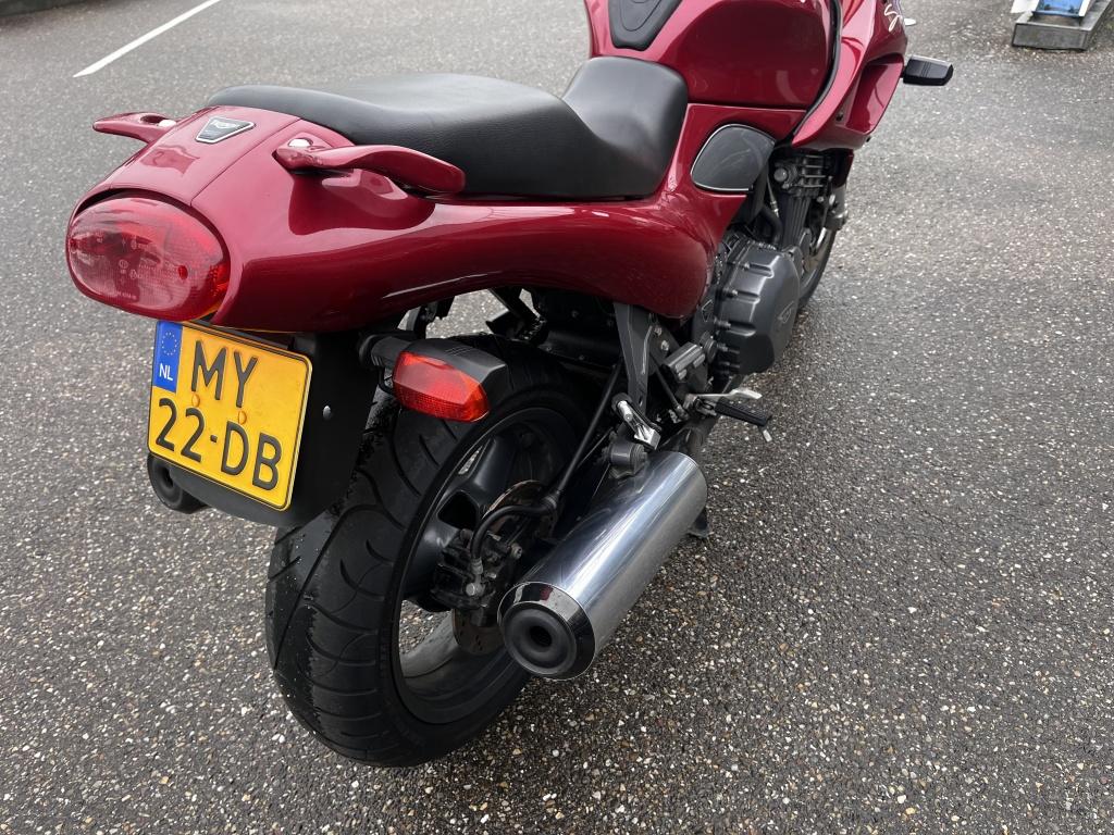 Triumph Onbekend tour sprint 900