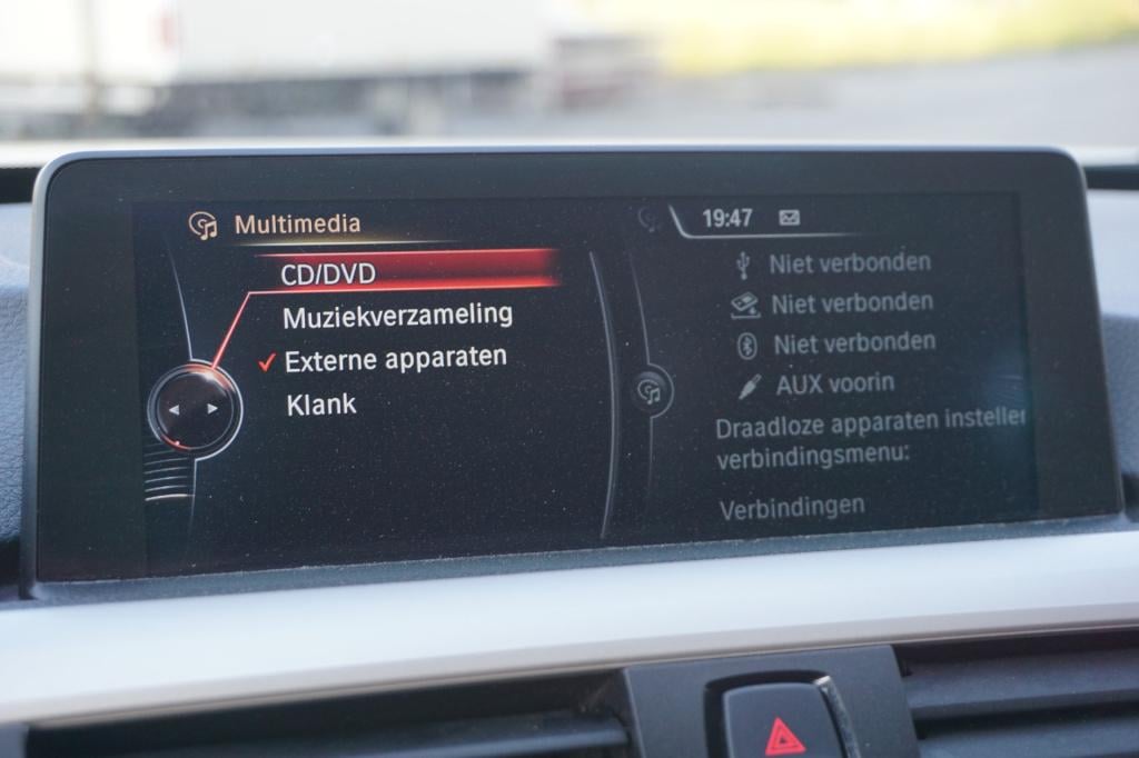BMW 3-serie 320i efficientdynamics edition executive climate / navi / cruis