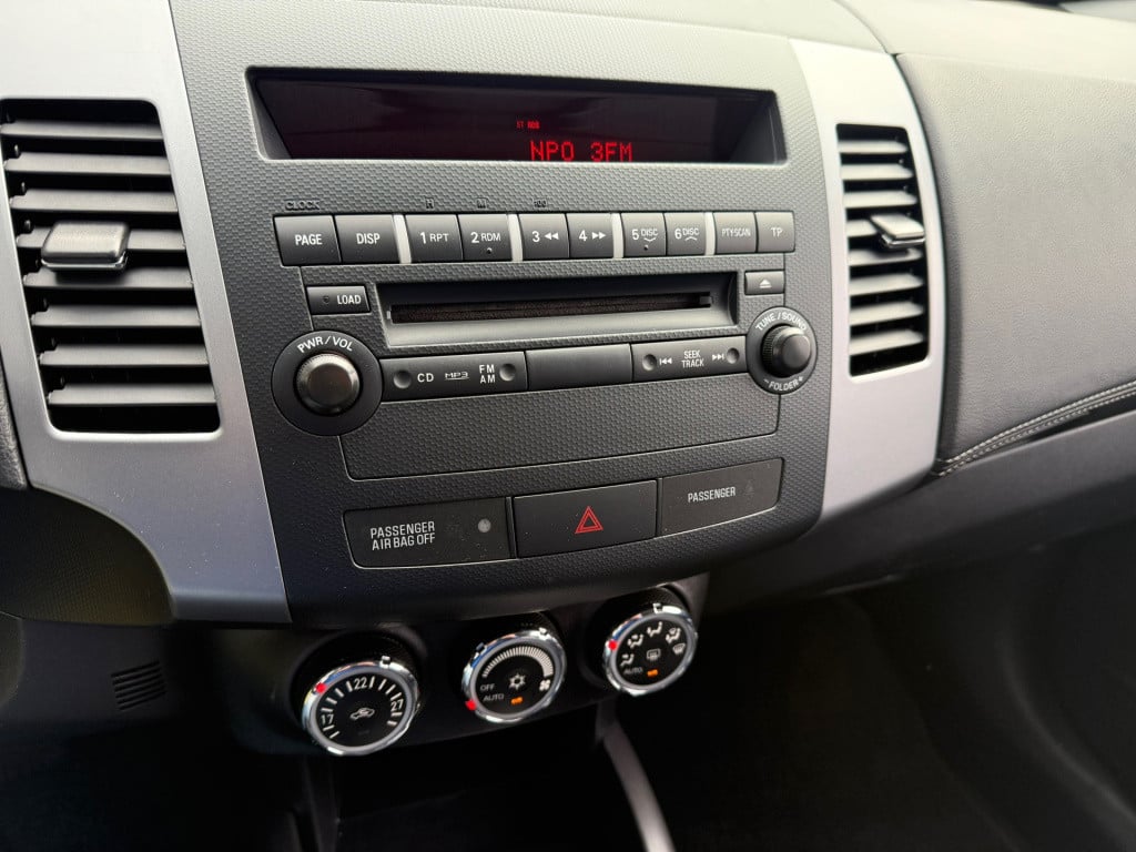 Mitsubishi Outlander 2.0 intro edition