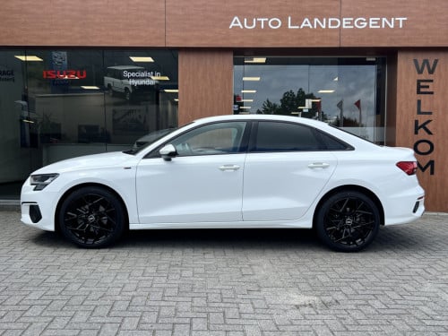 Audi A3 limousine 30 tfsi pro line | apple-/android | digit. cockpit | dab+