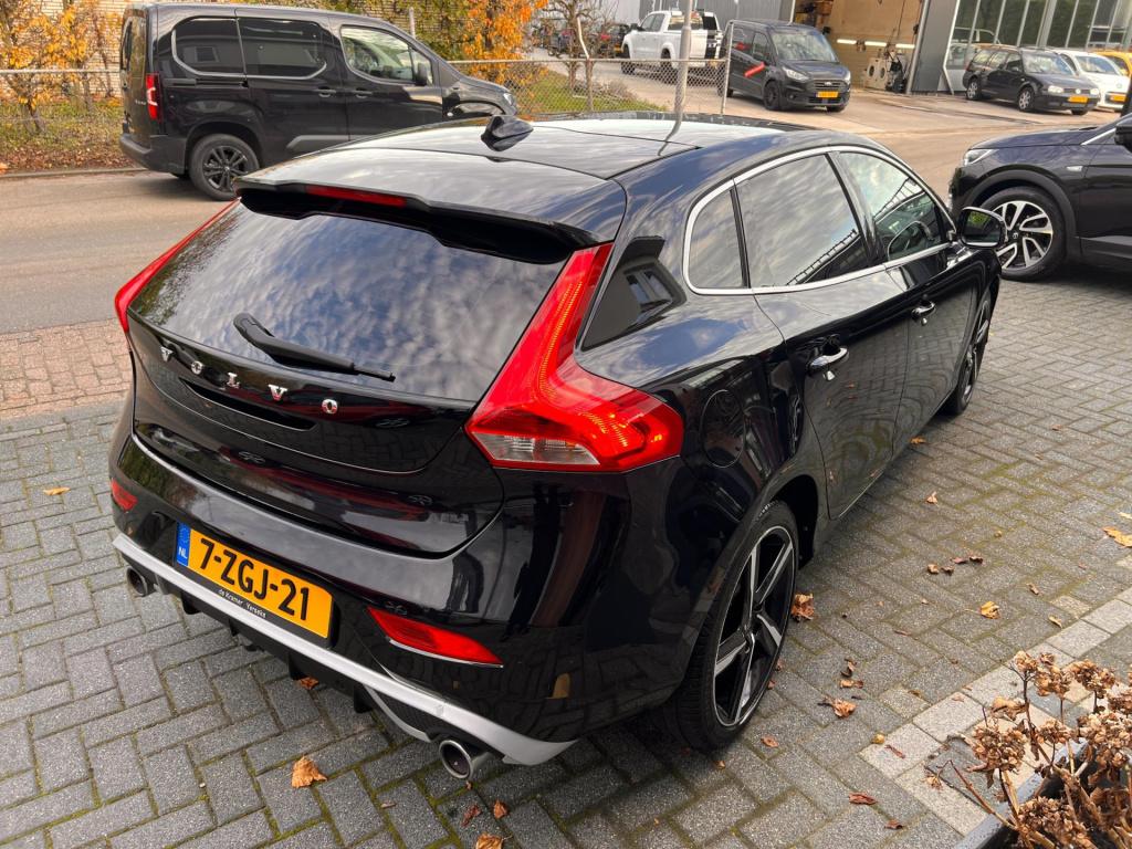 Volvo V40 2.0 d4 r-design business