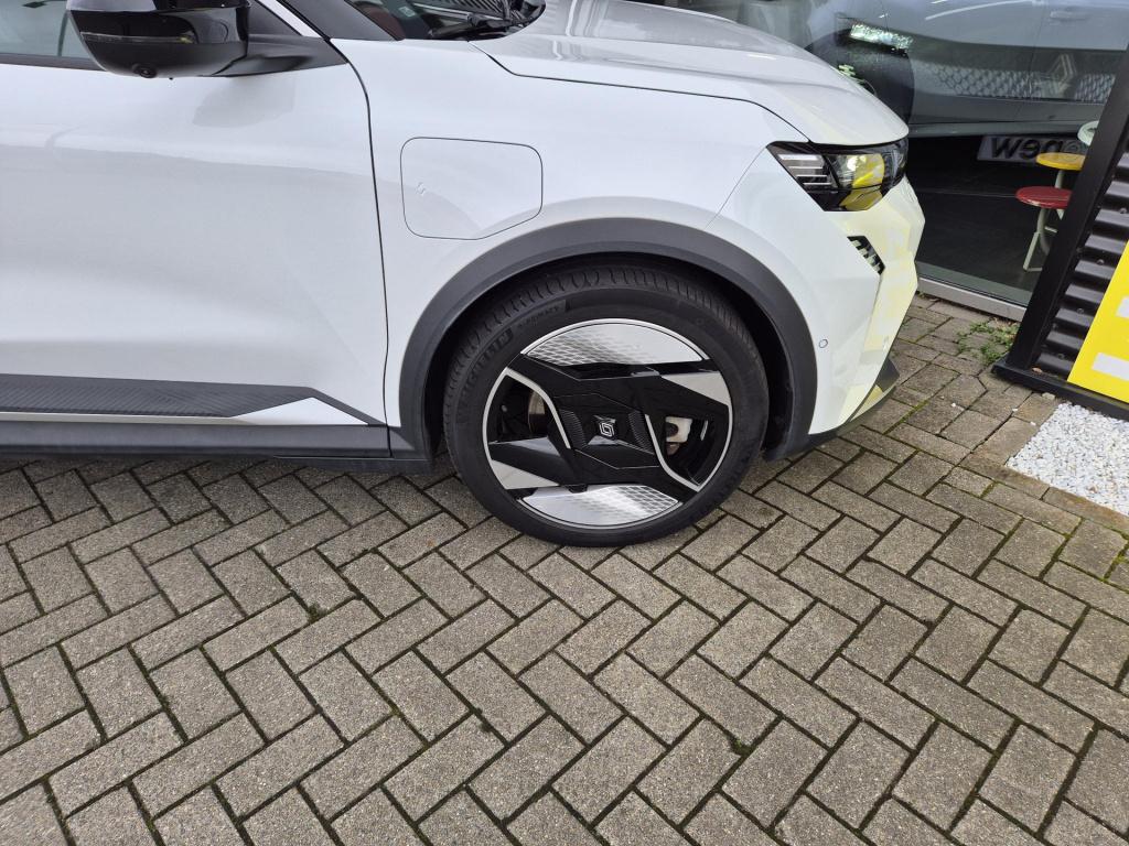 Renault Scenic e-tech ev87 long range iconic solarbay dak, harman kardon au