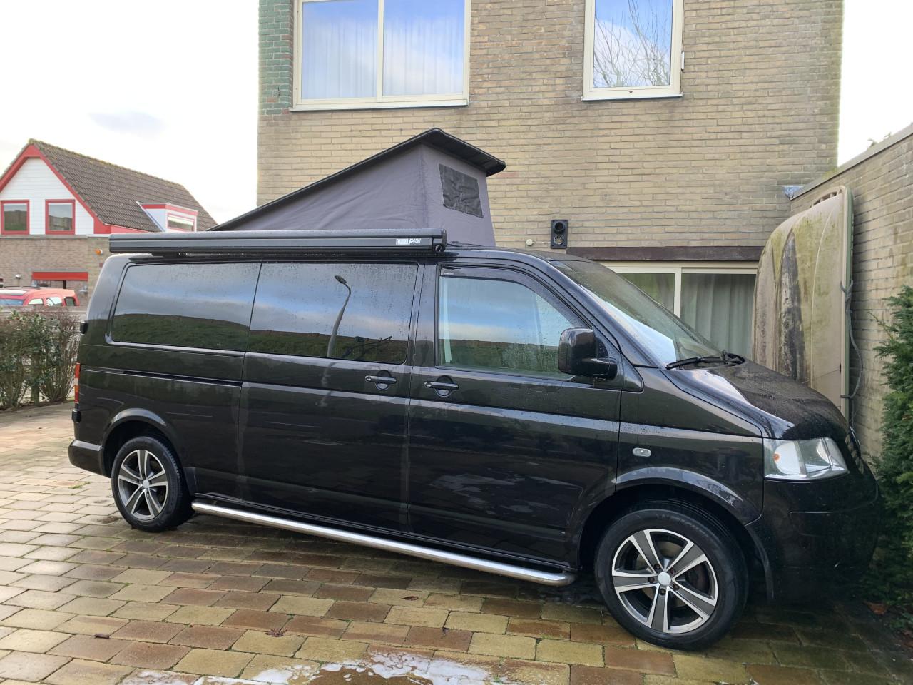 VW T5 Stealth Camper