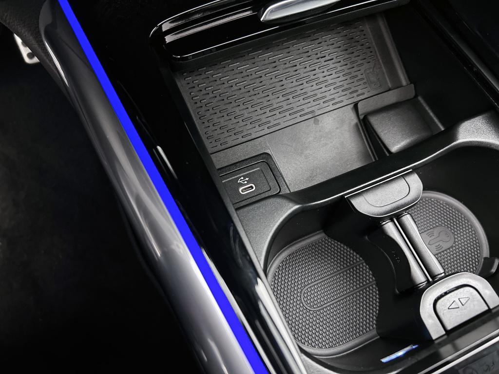 Mercedes-Benz B-Klasse 180 business solution amg | nightpakket | smartphone