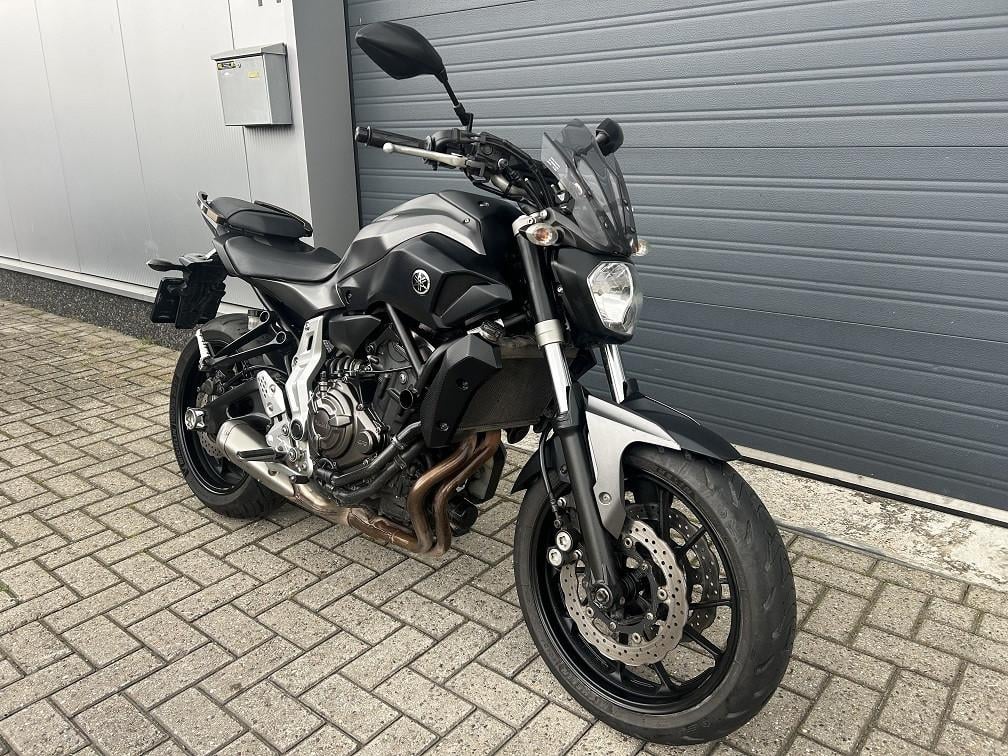 Yamaha MT07 uit 2014 met 41dkm, geheel originele schadevrije staat €4950,-