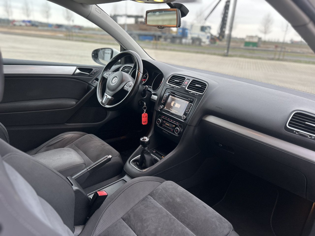 Volkswagen Golf 1.4 TSI R-line/APK/AIRCO/PDC/XENON
