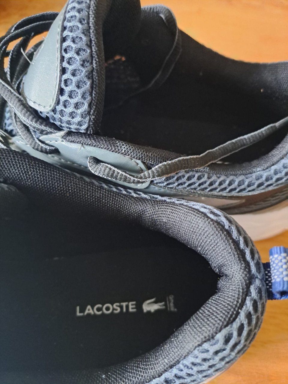 Lacoste maat 44 NIEUWE SPORTSCHOEN