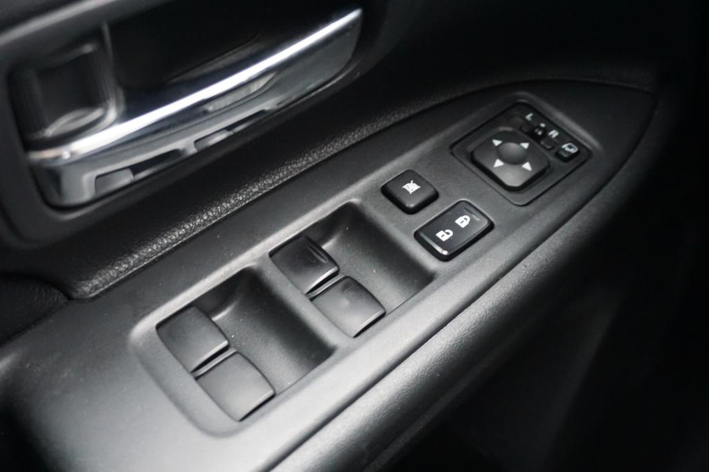Mitsubishi Outlander 2.0 phev business edition x-line automaat - climate / 
