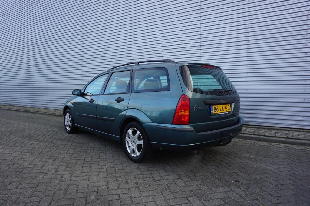 Ford Focus wagon 1.6-16v cool edition airco / elektr. ramen / trekhaak / lm
