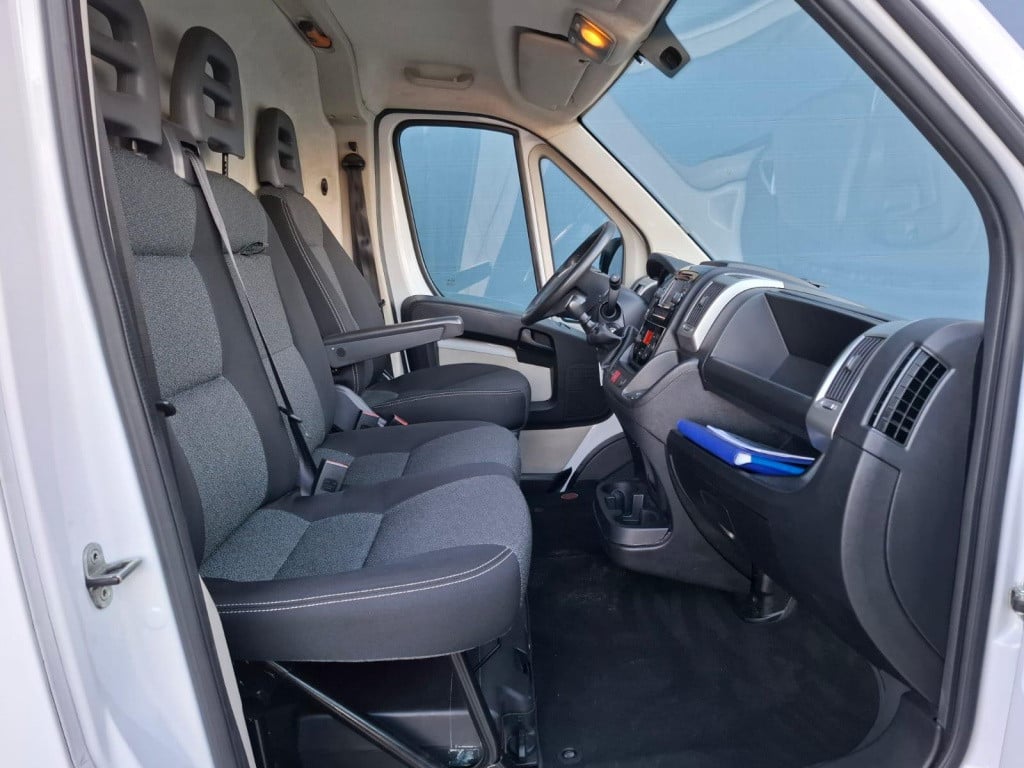 Fiat Ducato 33 2.3 multijet l2h2 airco / cruise controle / navi / n.a.p / 3