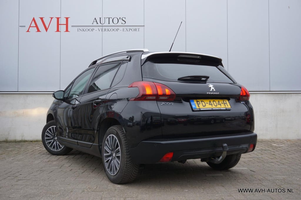 Peugeot 2008 1.2 puretech blue lion