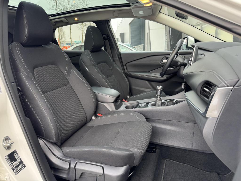 Nissan Qashqai 1.3 mhev acenta design pack