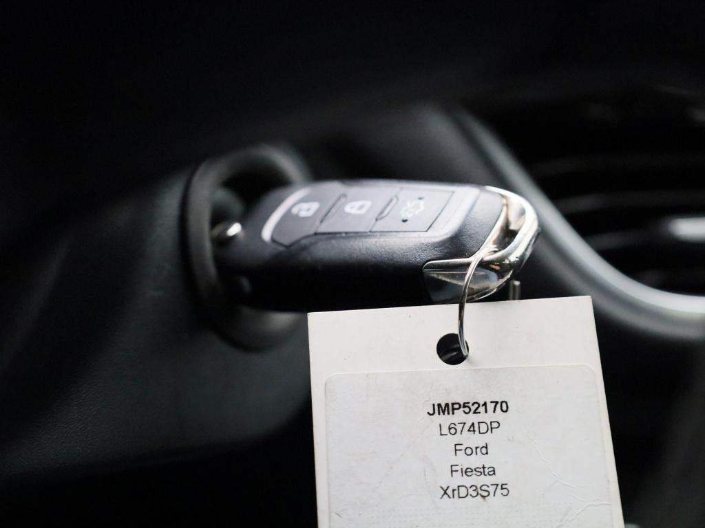 Ford Fiesta 1.0 ecoboost titanium | automaat | climate control | cruise con