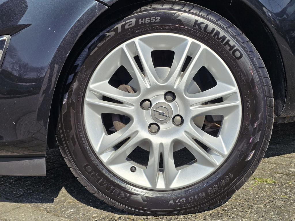 Opel Corsa 1.4-16v blitz