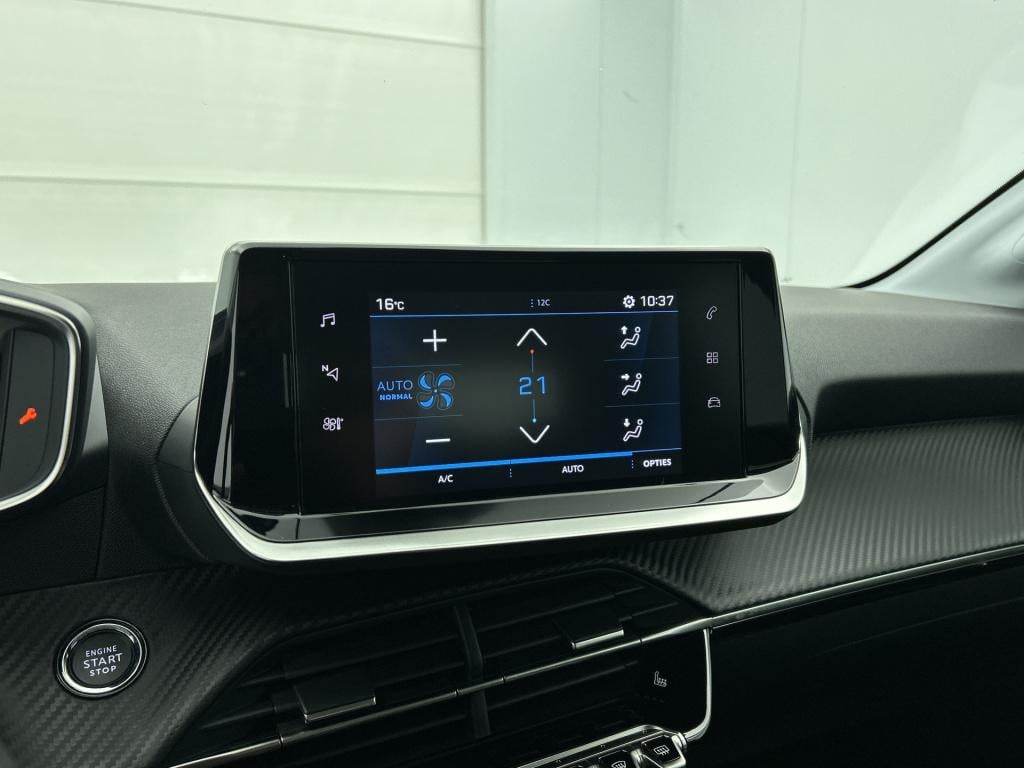 Peugeot 208 100 pk allure pack | rijklaar | camera achter | keyless | 3d co