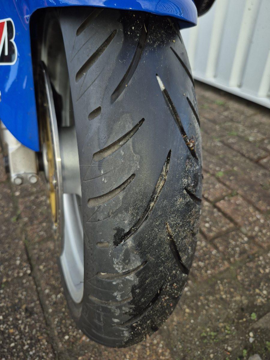 Suzuki TL1000R Rizla special