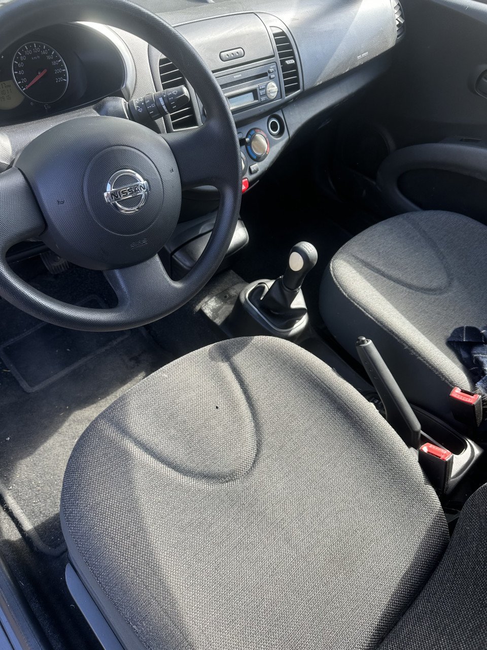 Nissan Micra 1.3i Airco, Elektrische ramen