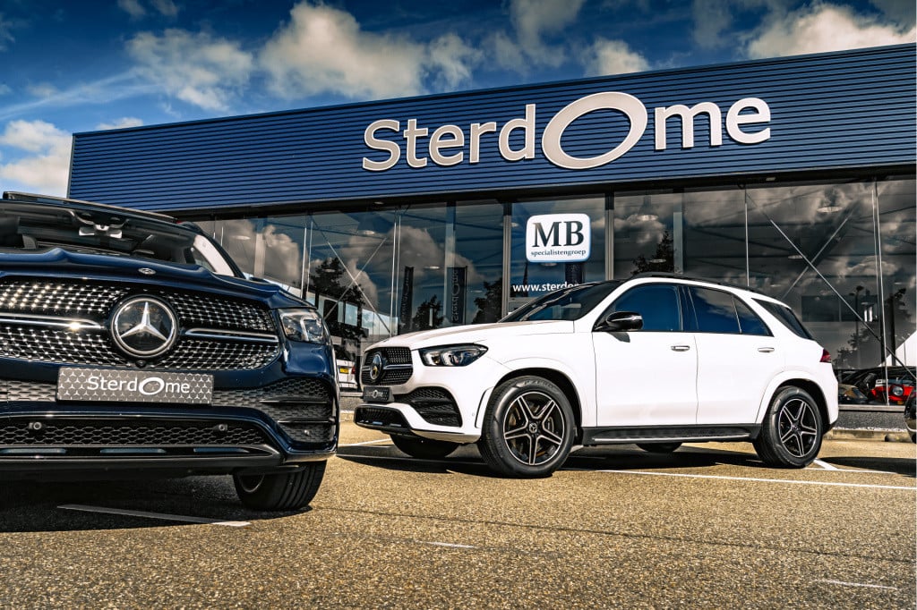 Mercedes-Benz Glc 300e 4matic business solution amg l panoramaschuifdak l t
