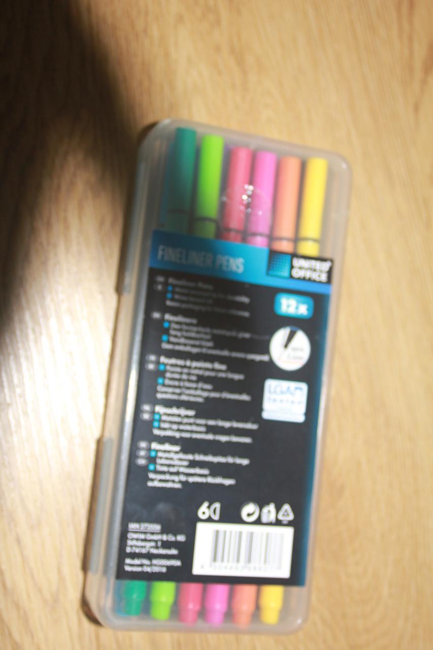 12 fineliners..GERESERVEERD