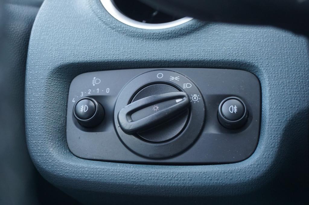 Ford Fiesta 1.25 titanium climate / cruise / elektr. ramen / parkeersens. /