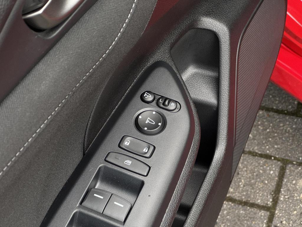 Honda Civic 1.0 i-vtec executive nl-auto, panoramadak + trekhaak!