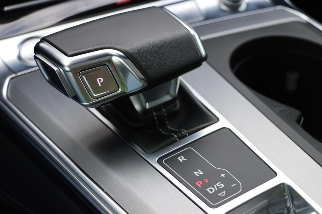 Audi A6 avant 55 tfsi quattro sport s line edition 340pk s-tronic