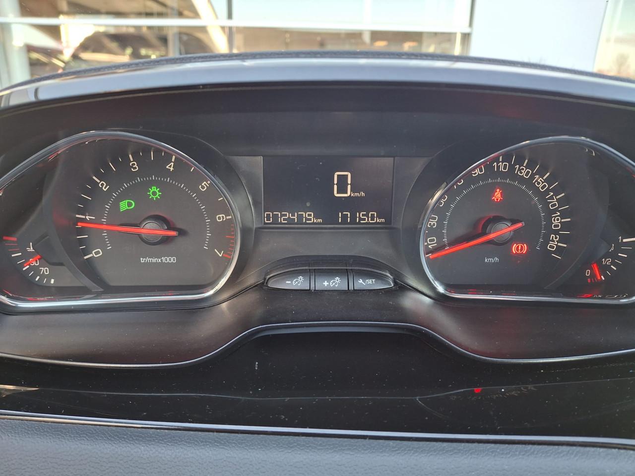 Peugeot 208 1.2 puretech 72.000km 2014