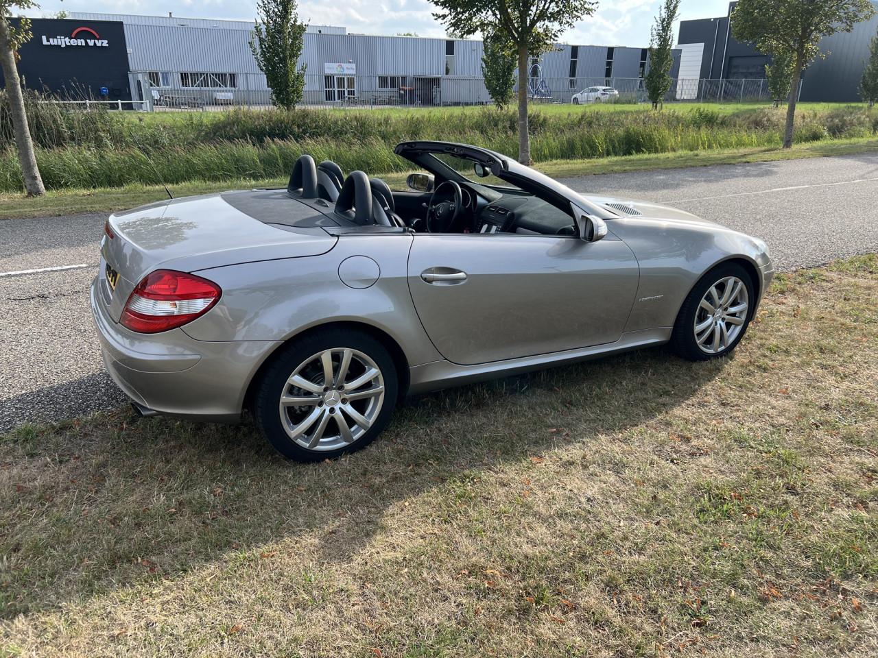 Smetteloze Mercedes SLK 200 uit 2007 met slechts 117.000 km