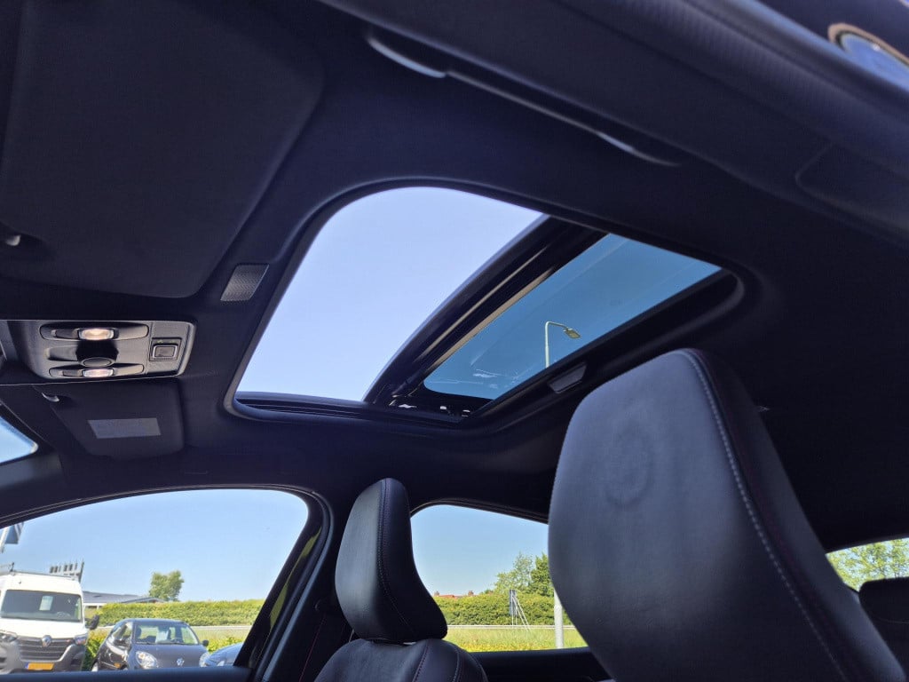 Renault Arkana 1.6 e-tech hybrid 145 r.s. line glazen panoramadak, adaptive