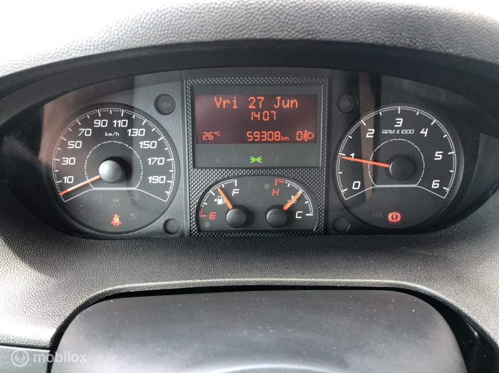 Peugeot Boxer bestel 330 2.2 bluehdi 140 l2h2 premium
