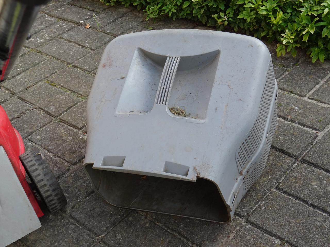 Te koop nog goede elektrische  gazon maaier