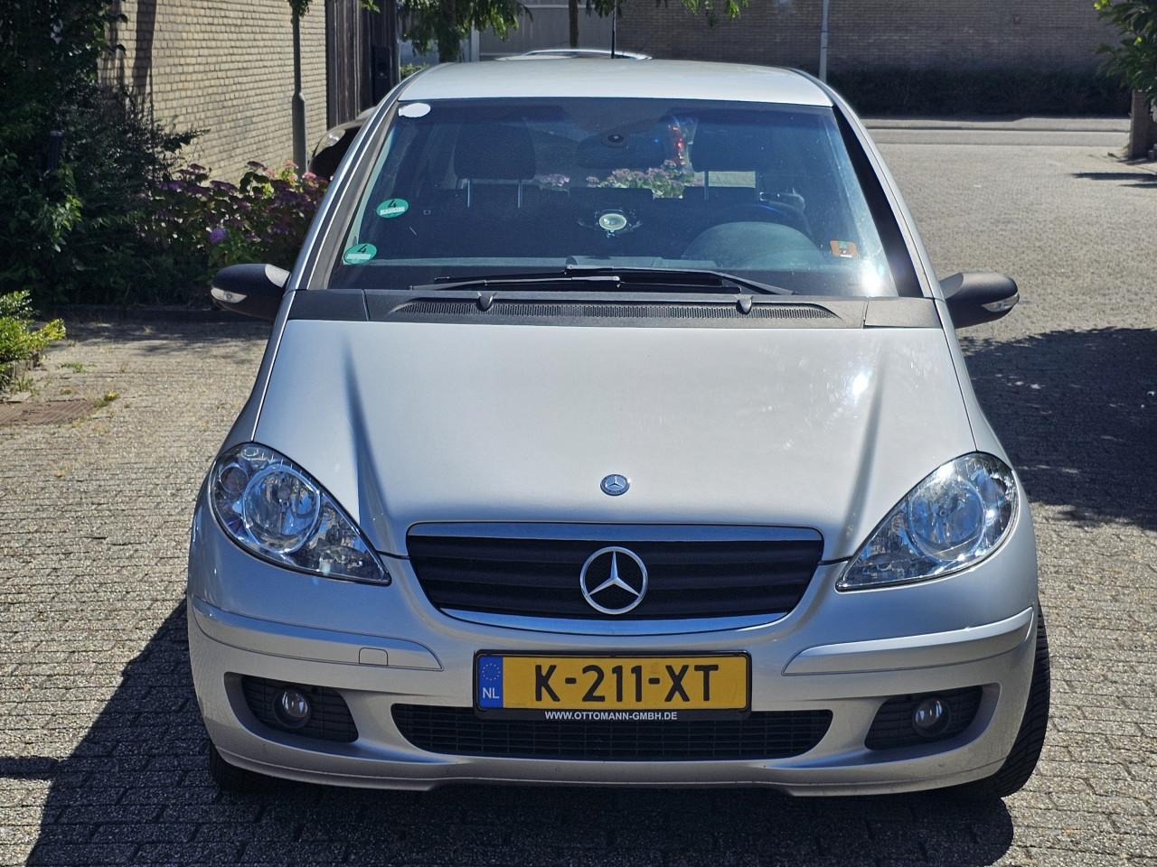 Netjes onderhouden Mercedes A-Klasse- APK tot Juni 2027!