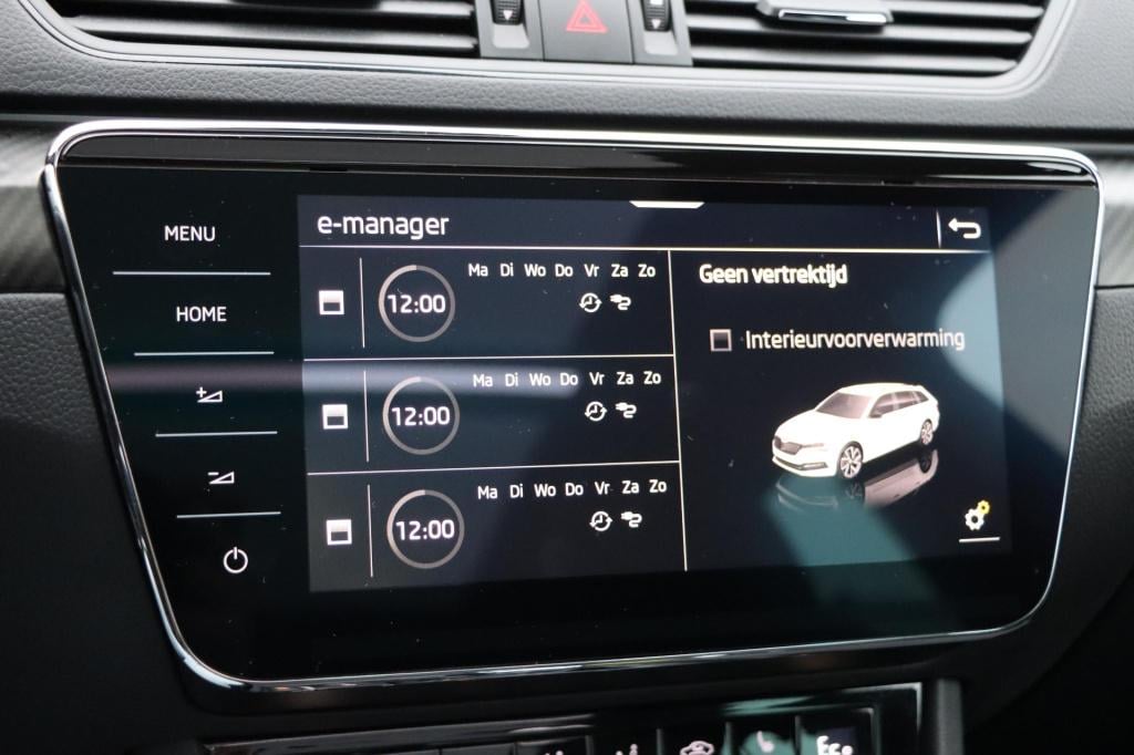 Skoda Superb combi 1.4 tsi iv sportline business 218pk dsg6 | panoramadak |