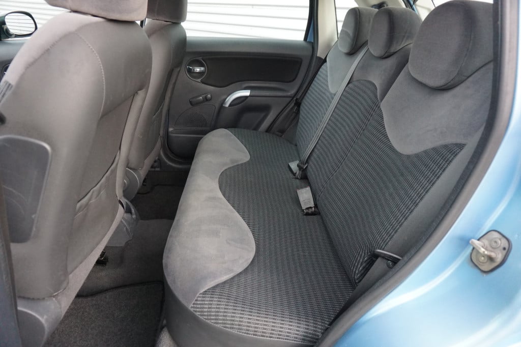 Citroen C3 1.4i différence airco / cruise / elektr. ramen / trekhaak / nap