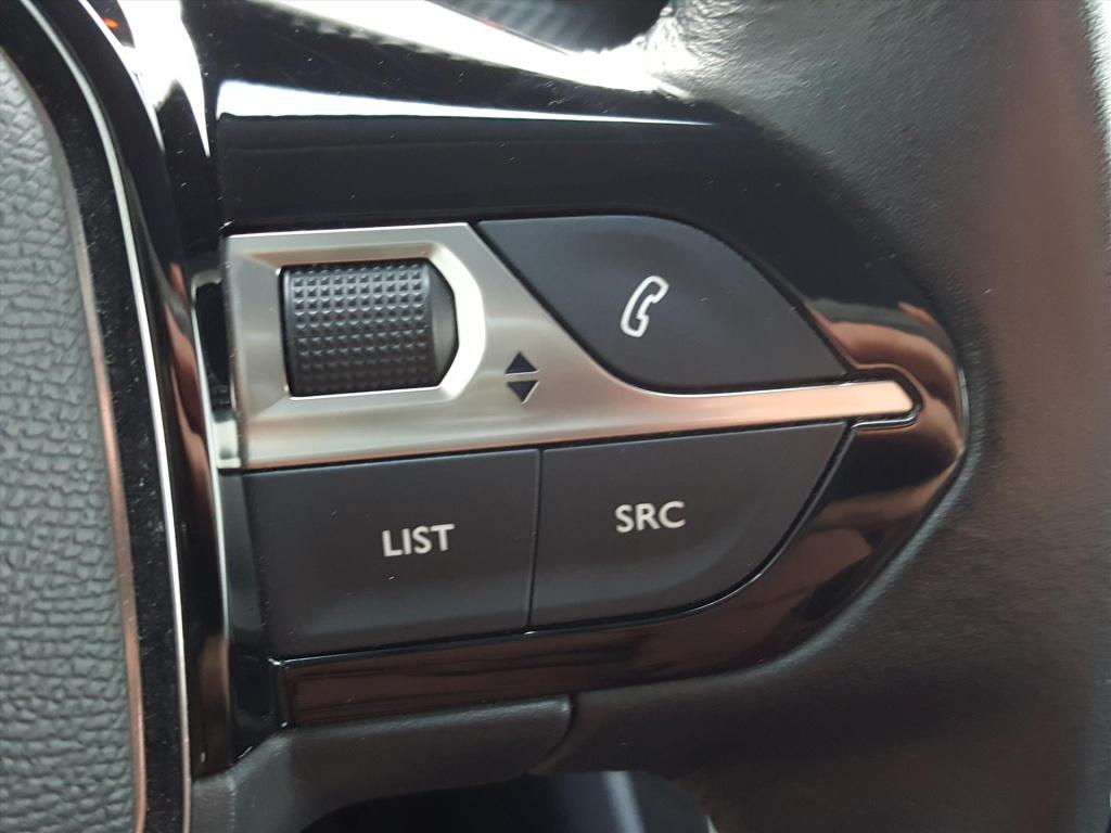 Peugeot 208 50kwh 136pk 3-fase allure pack apple carplay & android auto | 3